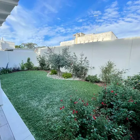 Bari Airport Rooms-3